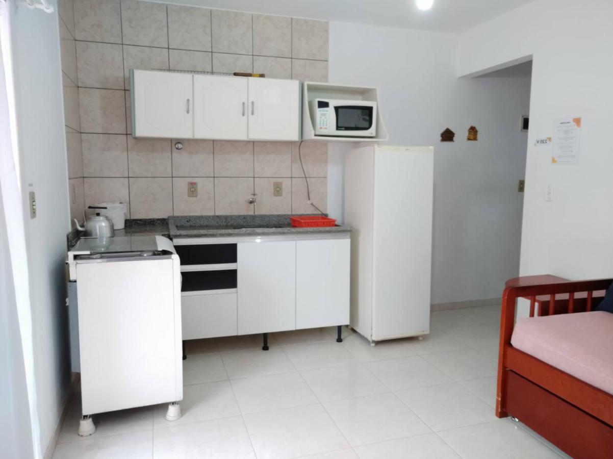 Residencial Praia Bombas Бомбиньяс Экстерьер фото