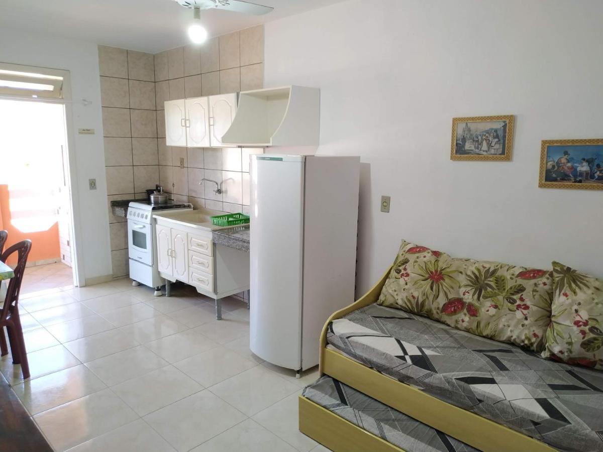 Residencial Praia Bombas Бомбиньяс Экстерьер фото