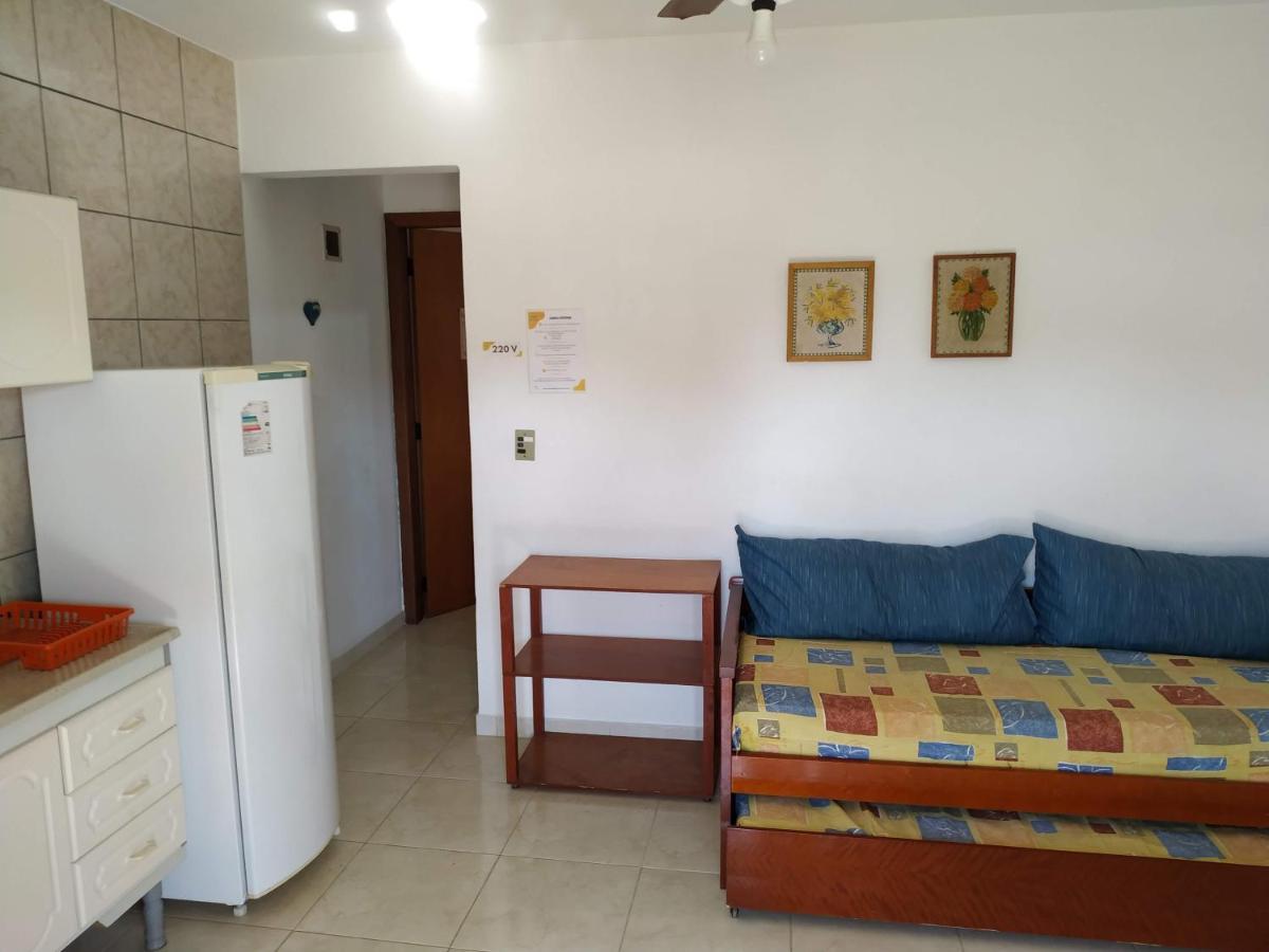 Residencial Praia Bombas Бомбиньяс Экстерьер фото
