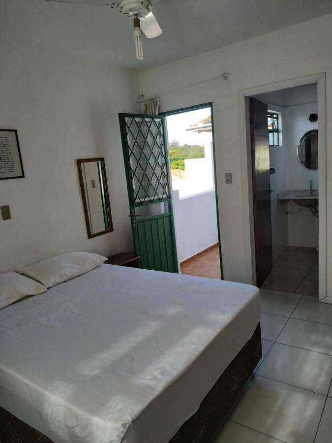Residencial Praia Bombas Бомбиньяс Экстерьер фото